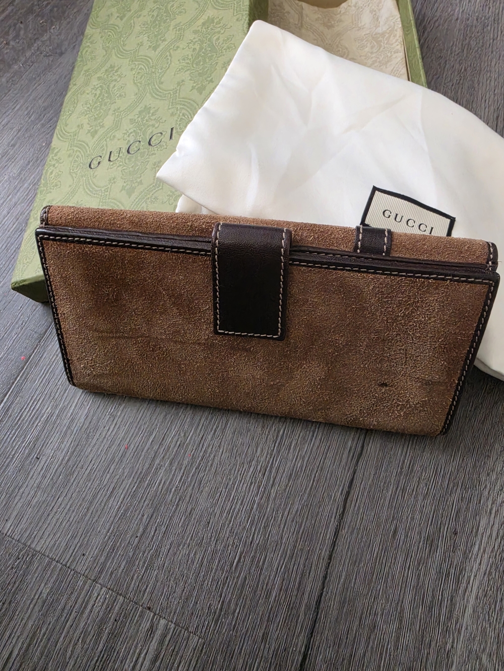 Gucci Suede Brown Wallet Clutch - Brown - Picture 3 of 16